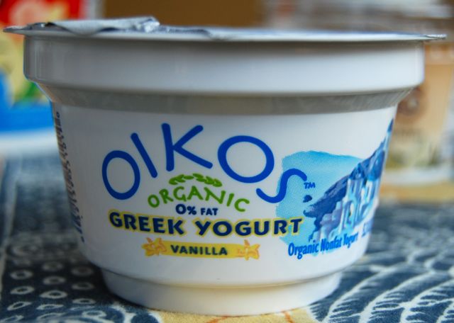 OIKOS Organic Greek Yogurt Vanilla